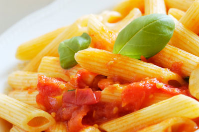 Penne all'arrabbiata with peperoncini