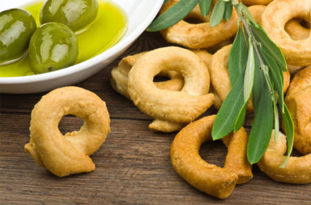 Taralli as an antipasto with olives