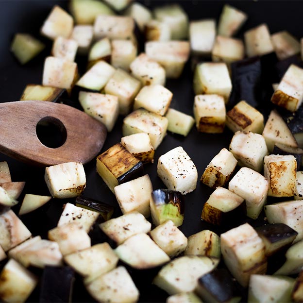 Fried eggplant in the pan