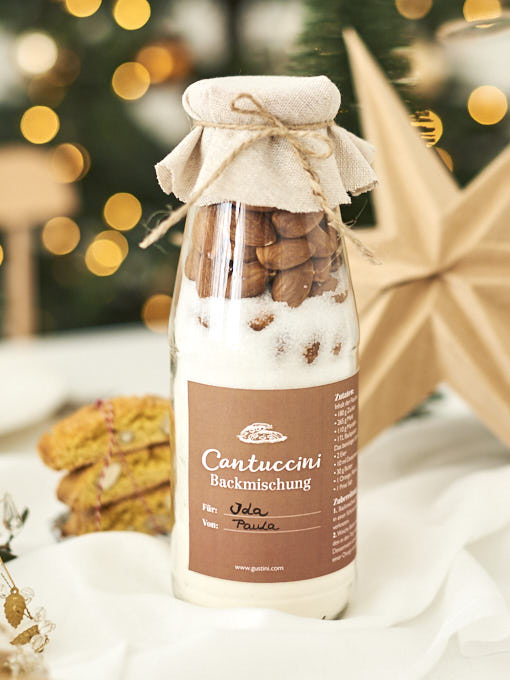Cantuccini baking mix with label Cantuccini baking mix with label