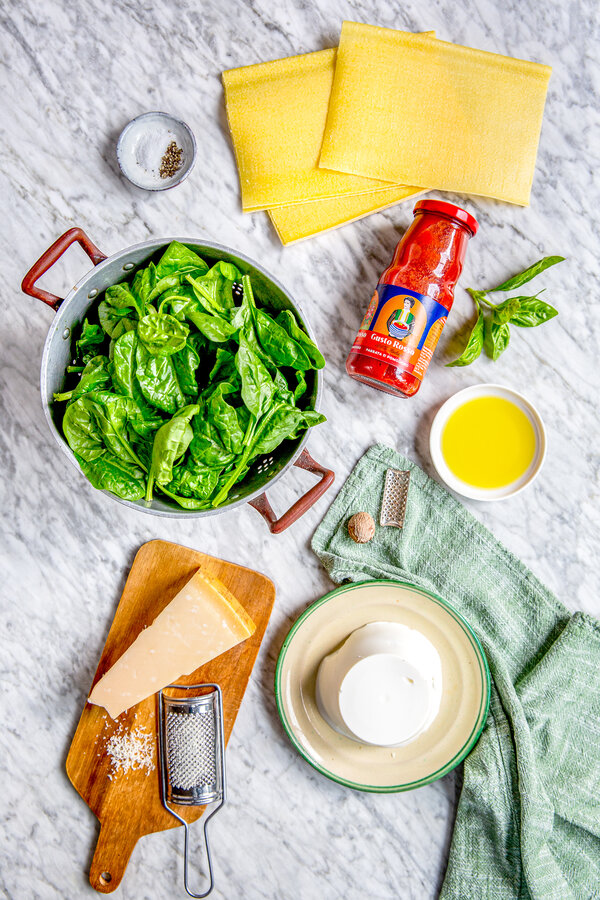 Ingredients for cannelloni